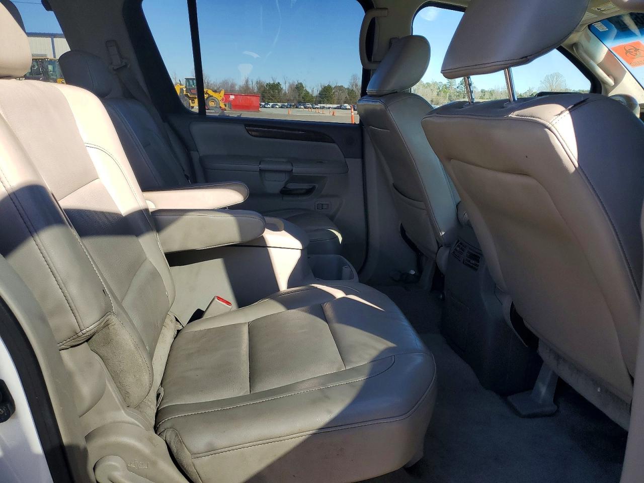 2010 NISSAN ARMADA PLATINUM photo 11
