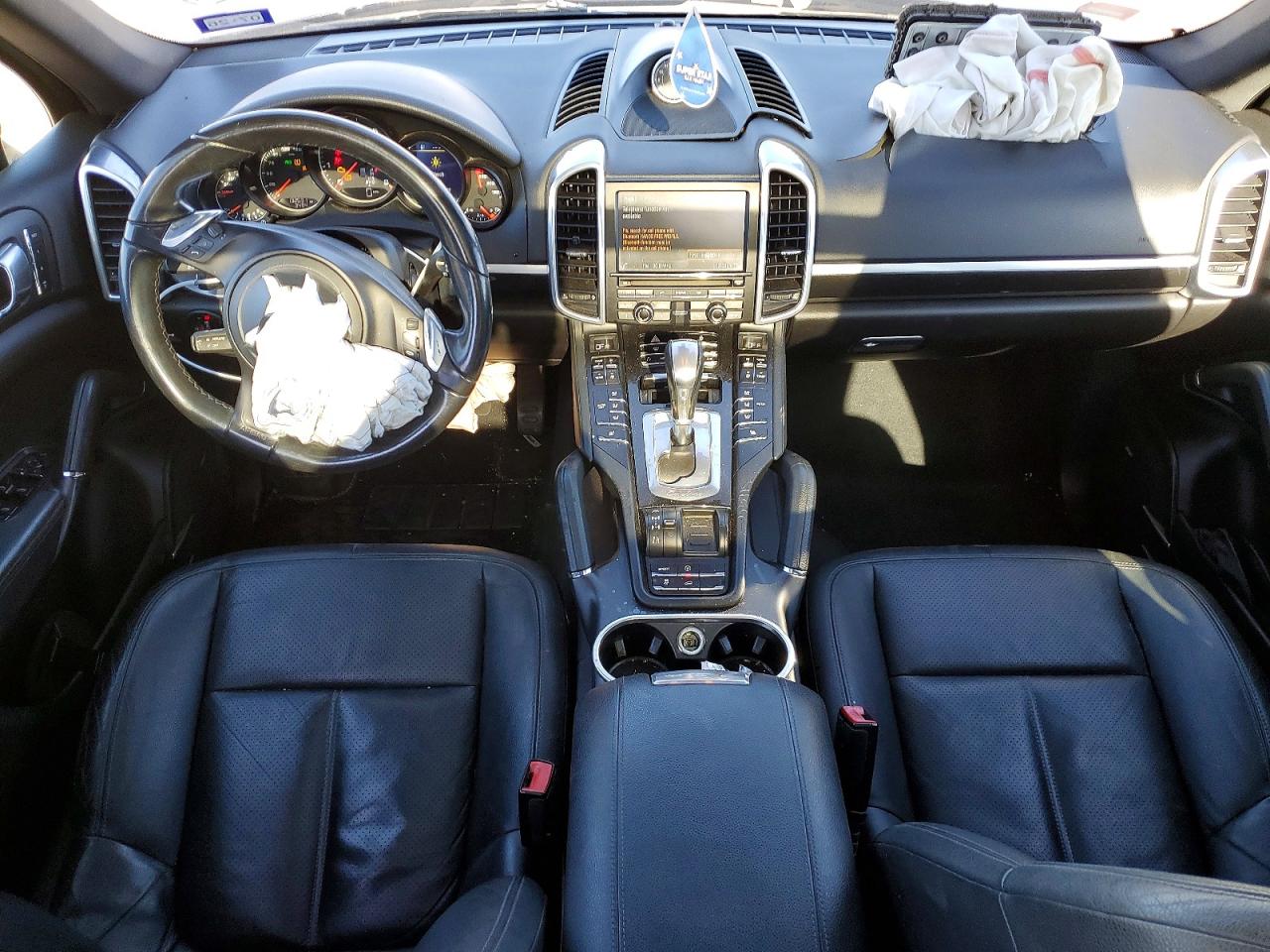 2013 PORSCHE CAYENNE photo 8