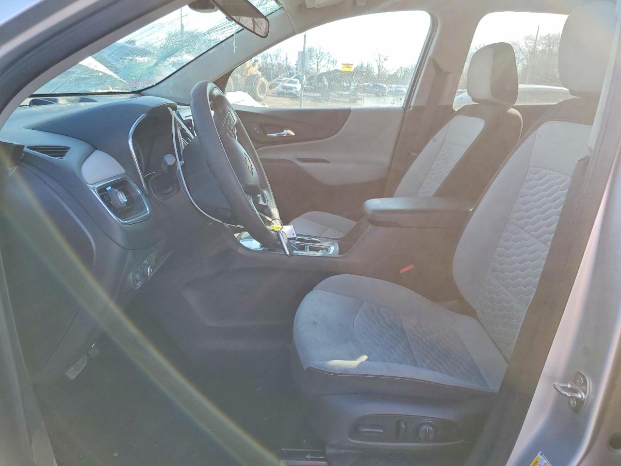 2021 CHEVROLET EQUINOX LS photo 7