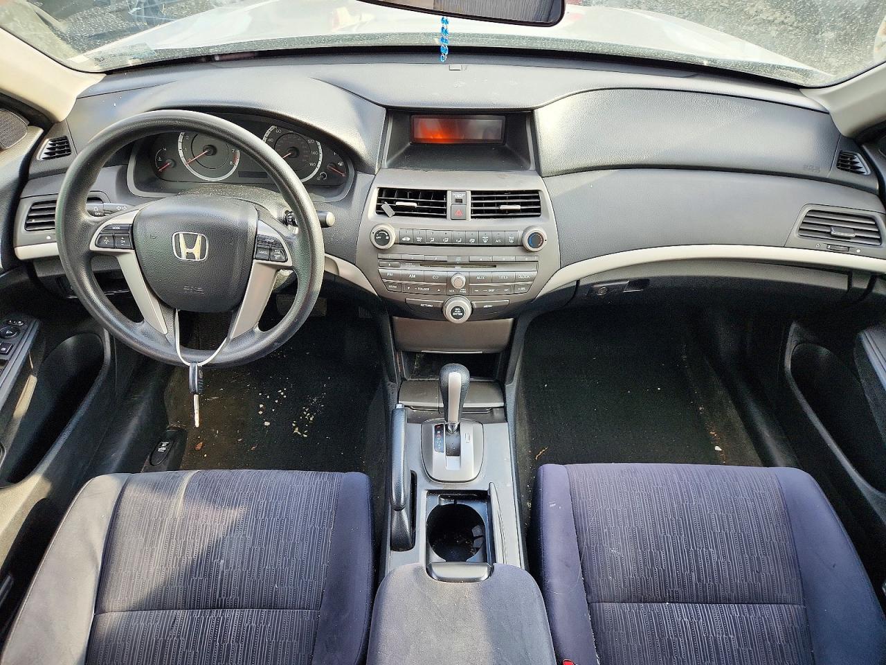 2012 HONDA ACCORD LX photo 8