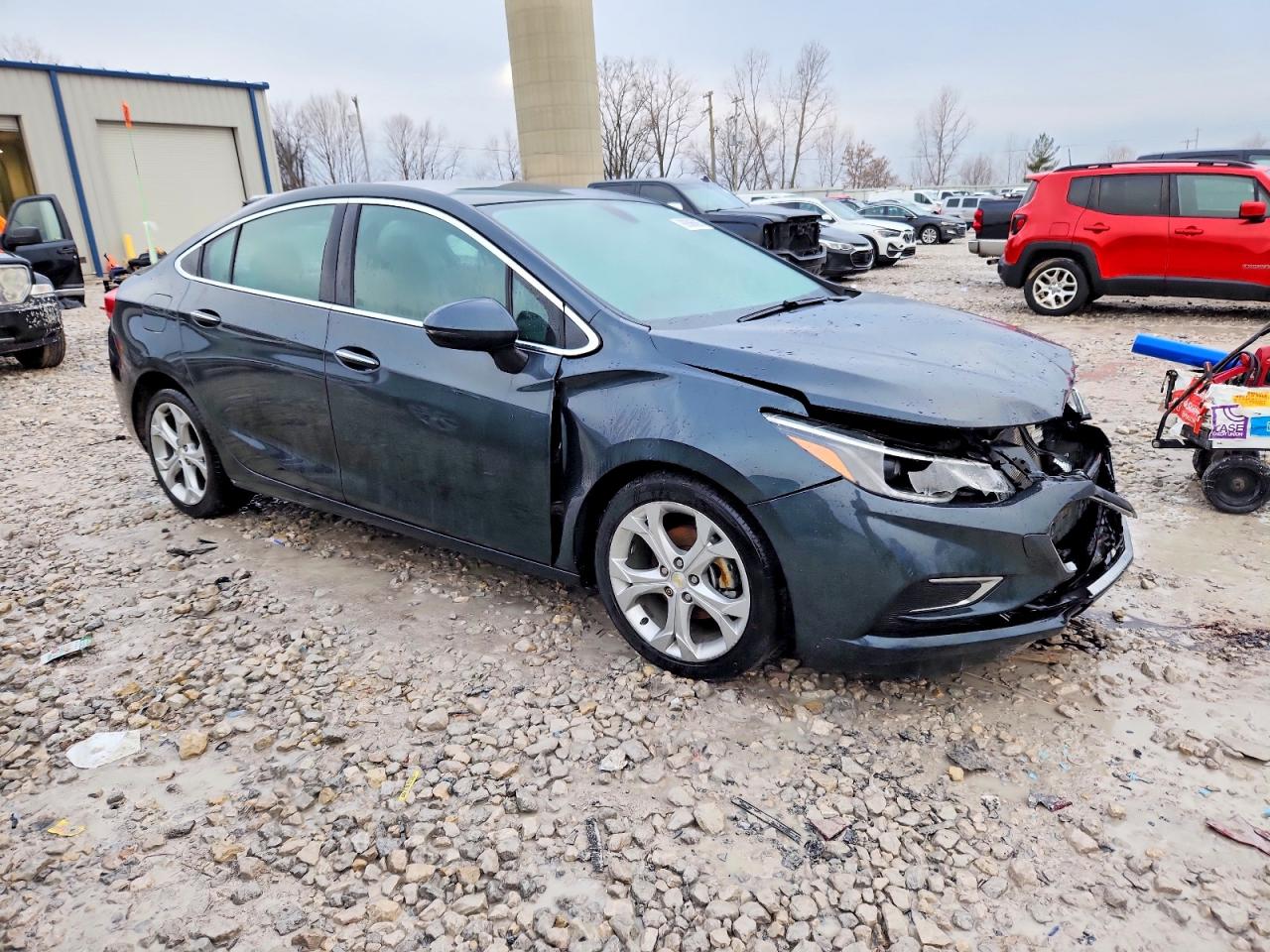 2017 CHEVROLET CRUZE PREMIER photo 4