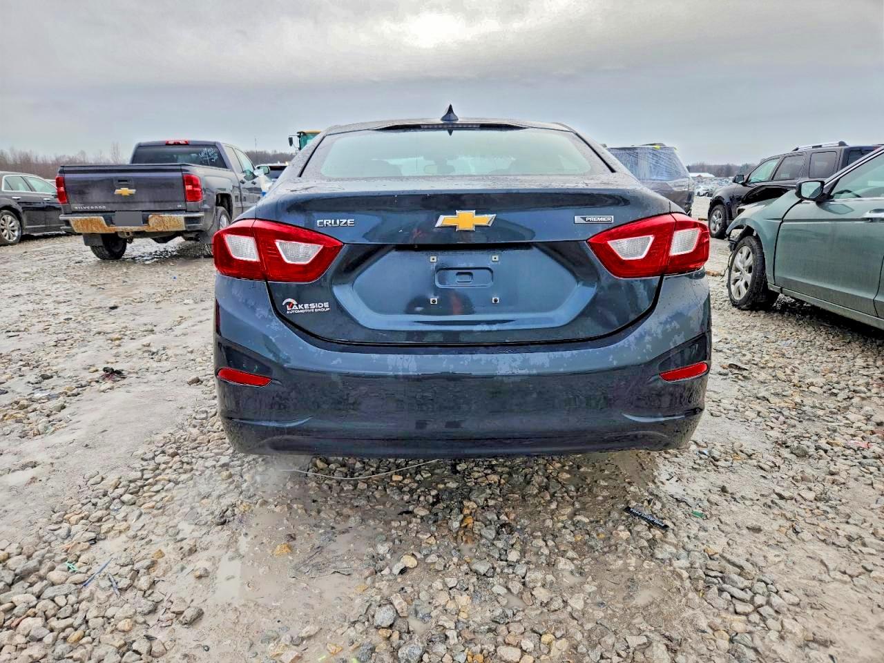 2017 CHEVROLET CRUZE PREMIER photo 6