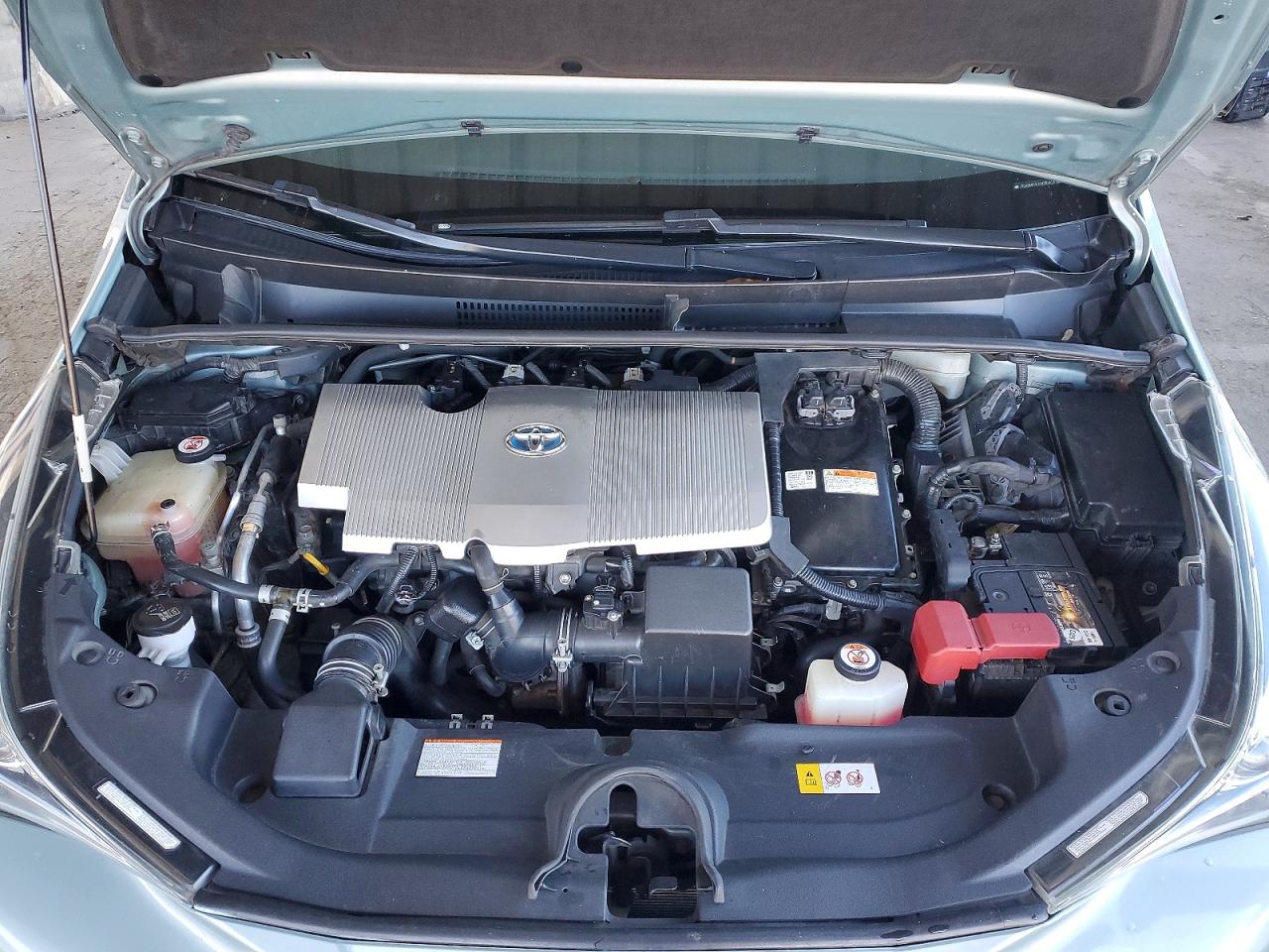 2016 TOYOTA PRIUS photo 11
