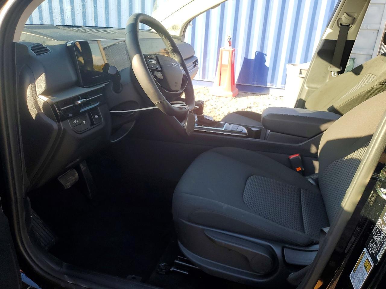 2026 KIA SPORTAGE LX photo 7