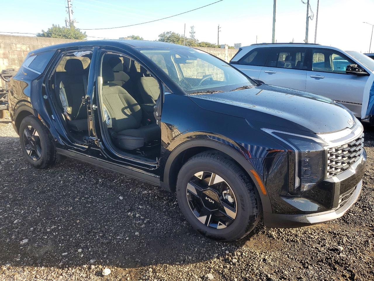 2026 KIA SPORTAGE LX photo 4