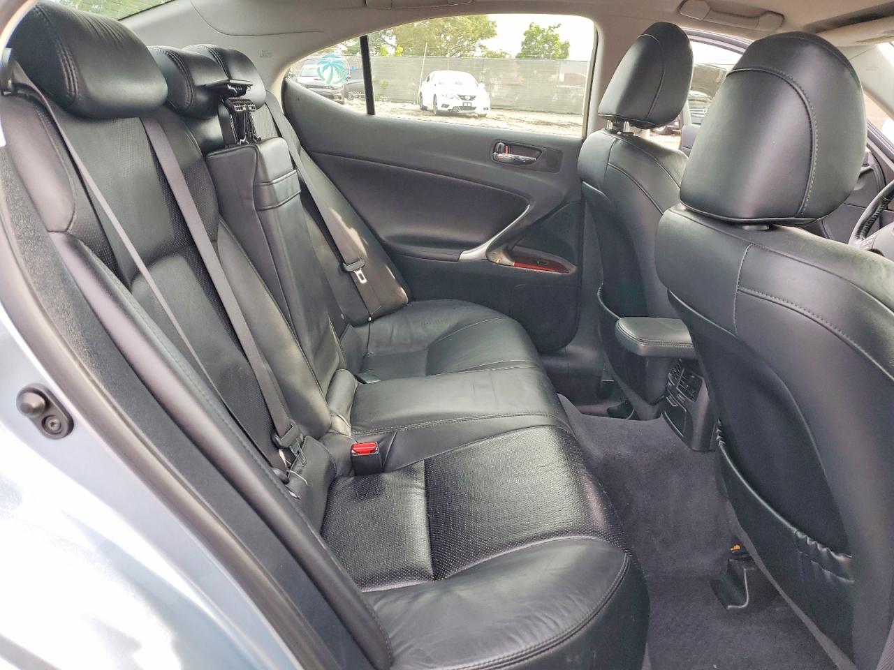 2008 LEXUS IS 250 photo 10