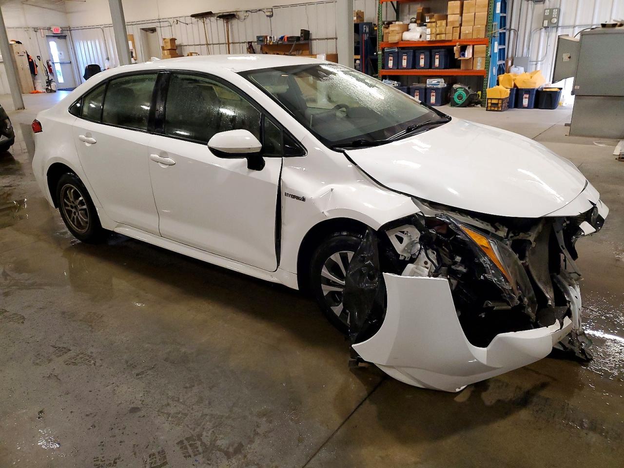 2021 TOYOTA COROLLA LE photo 4