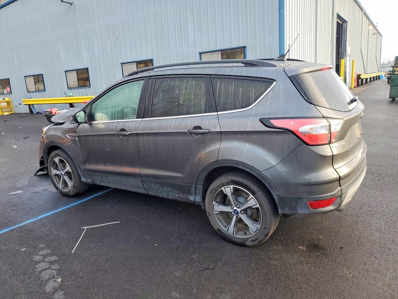 2018 FORD ESCAPE SEL photo 2