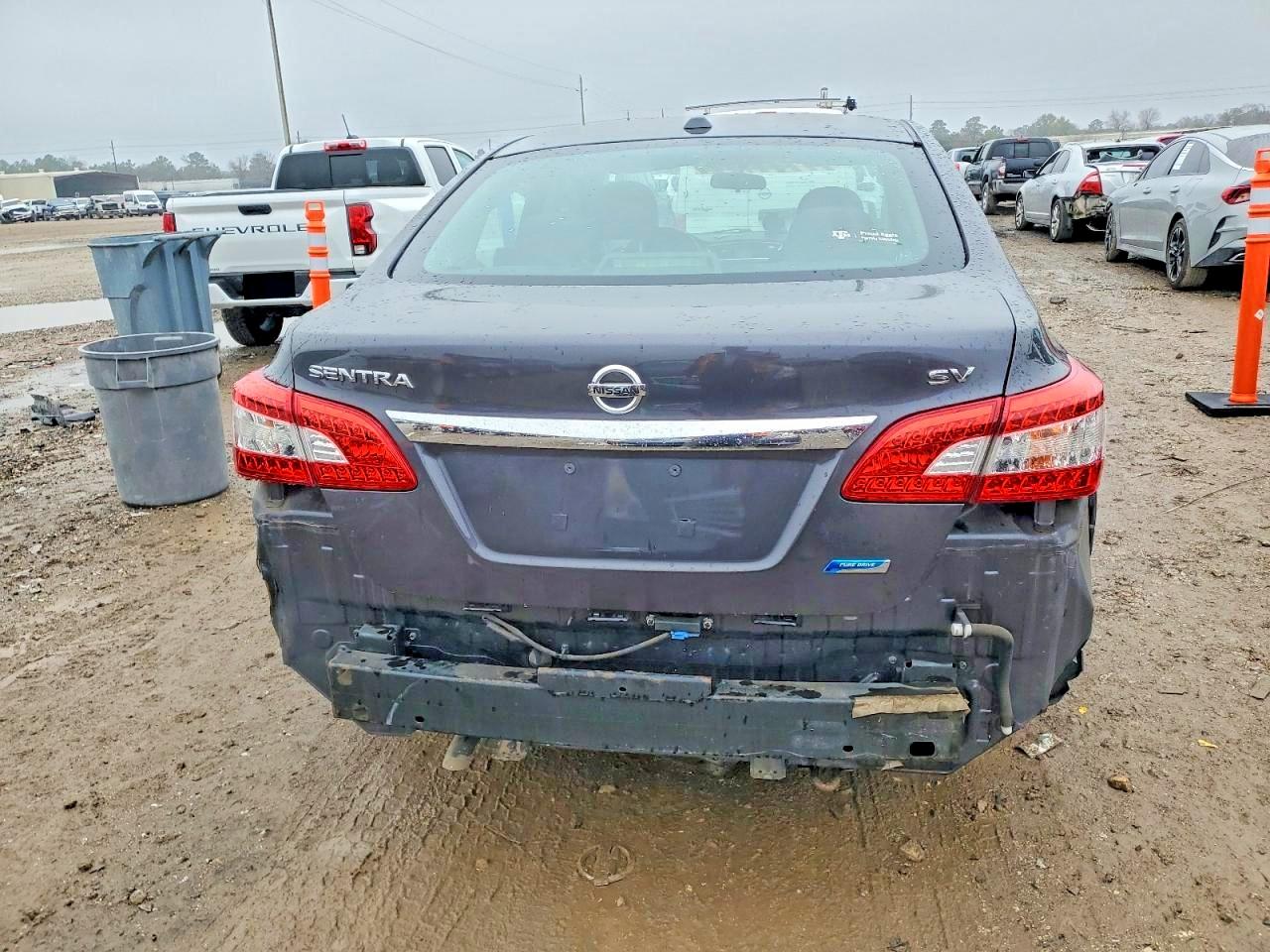 2014 NISSAN SENTRA S photo 6