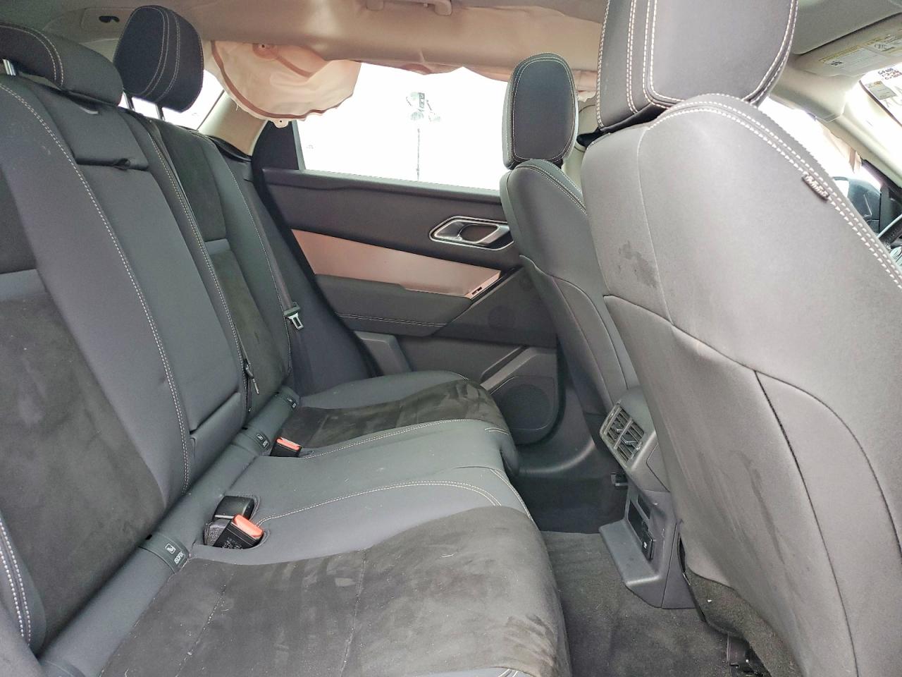 2019 LAND ROVER RANGE ROVER VELAR photo 31