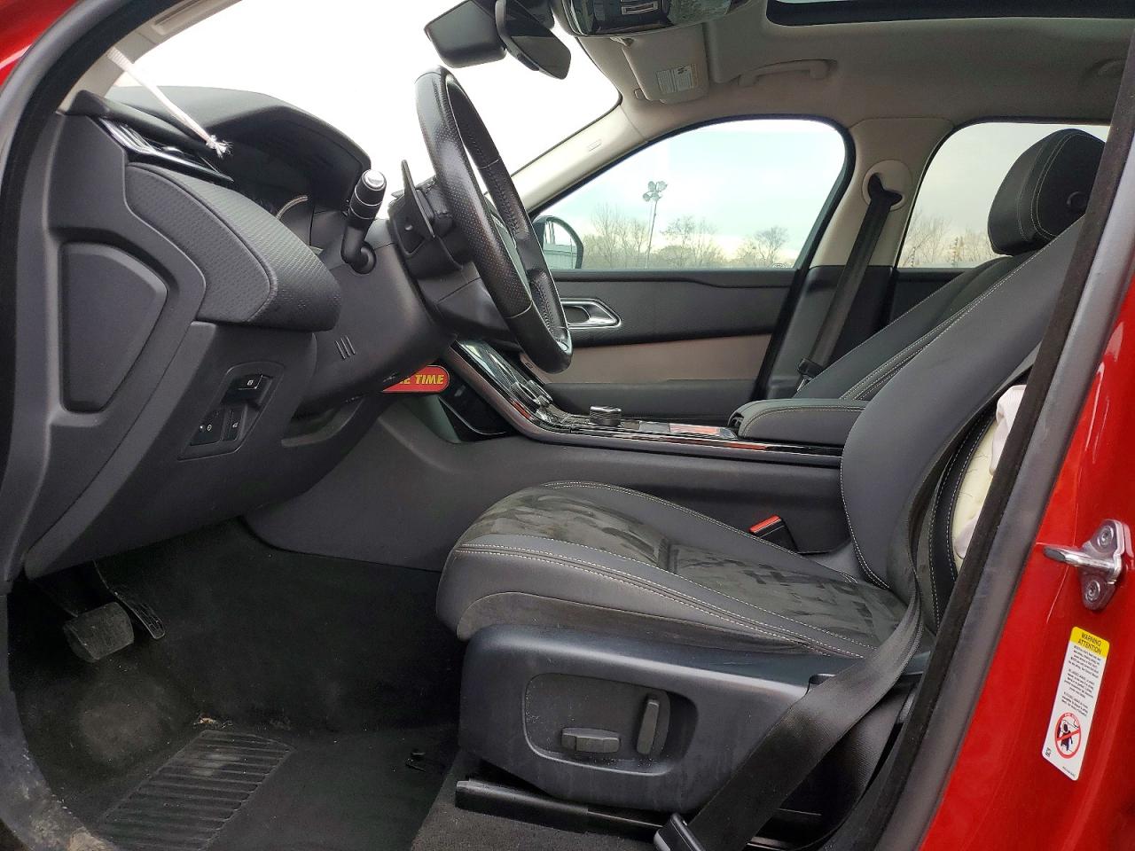 2019 LAND ROVER RANGE ROVER VELAR photo 19