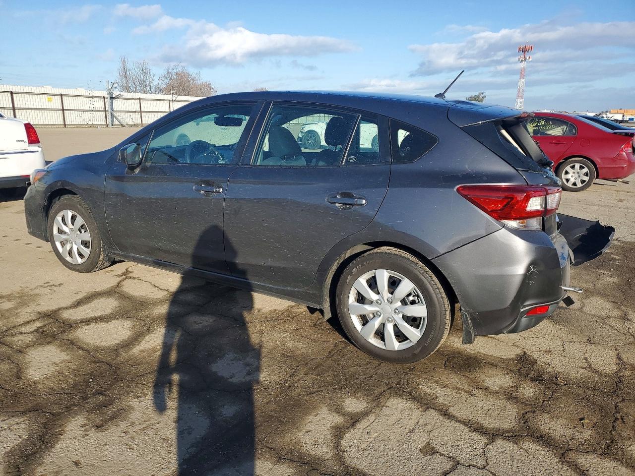 2019 SUBARU IMPREZA photo 2