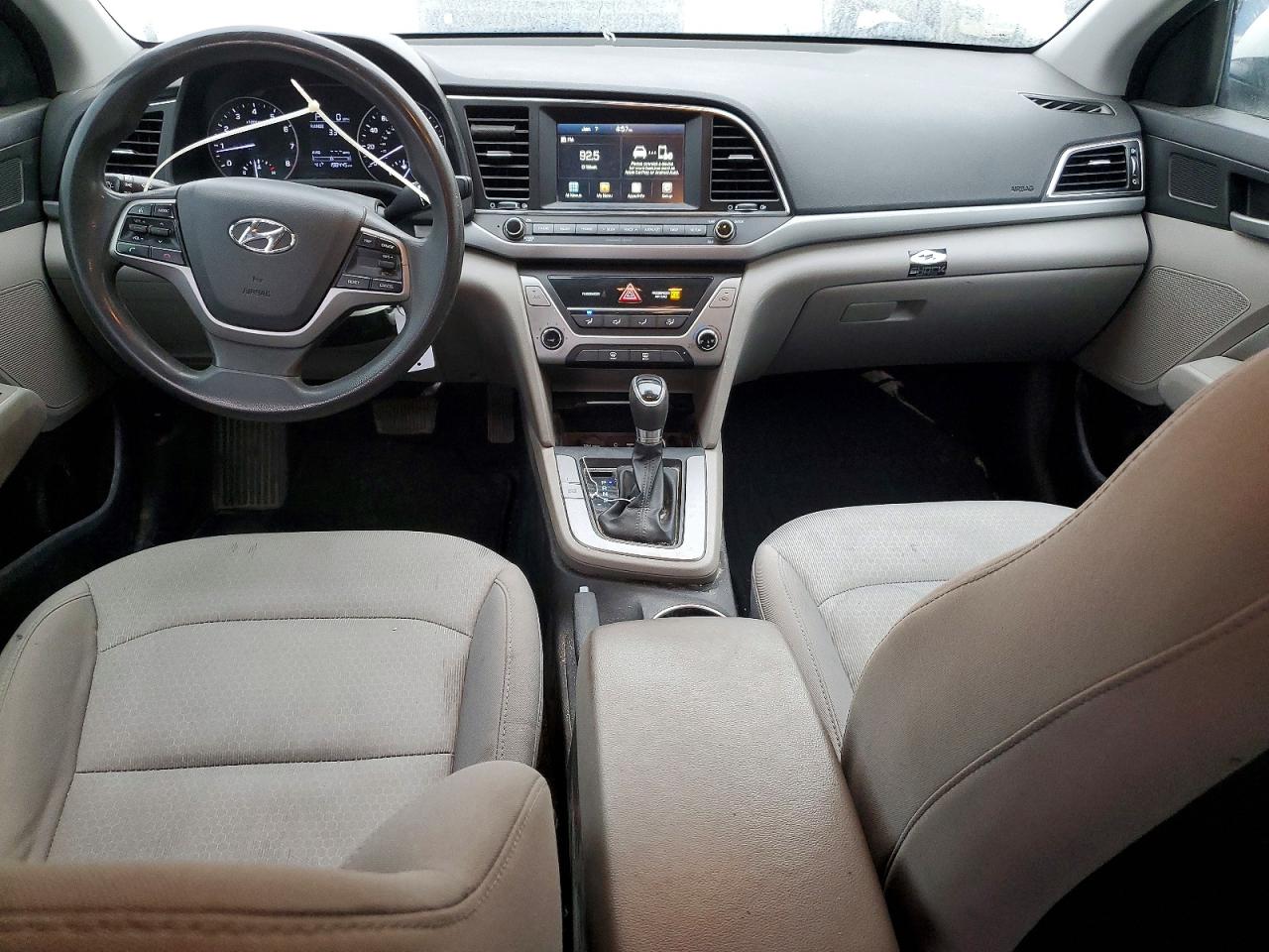 2017 HYUNDAI ELANTRA SE photo 8