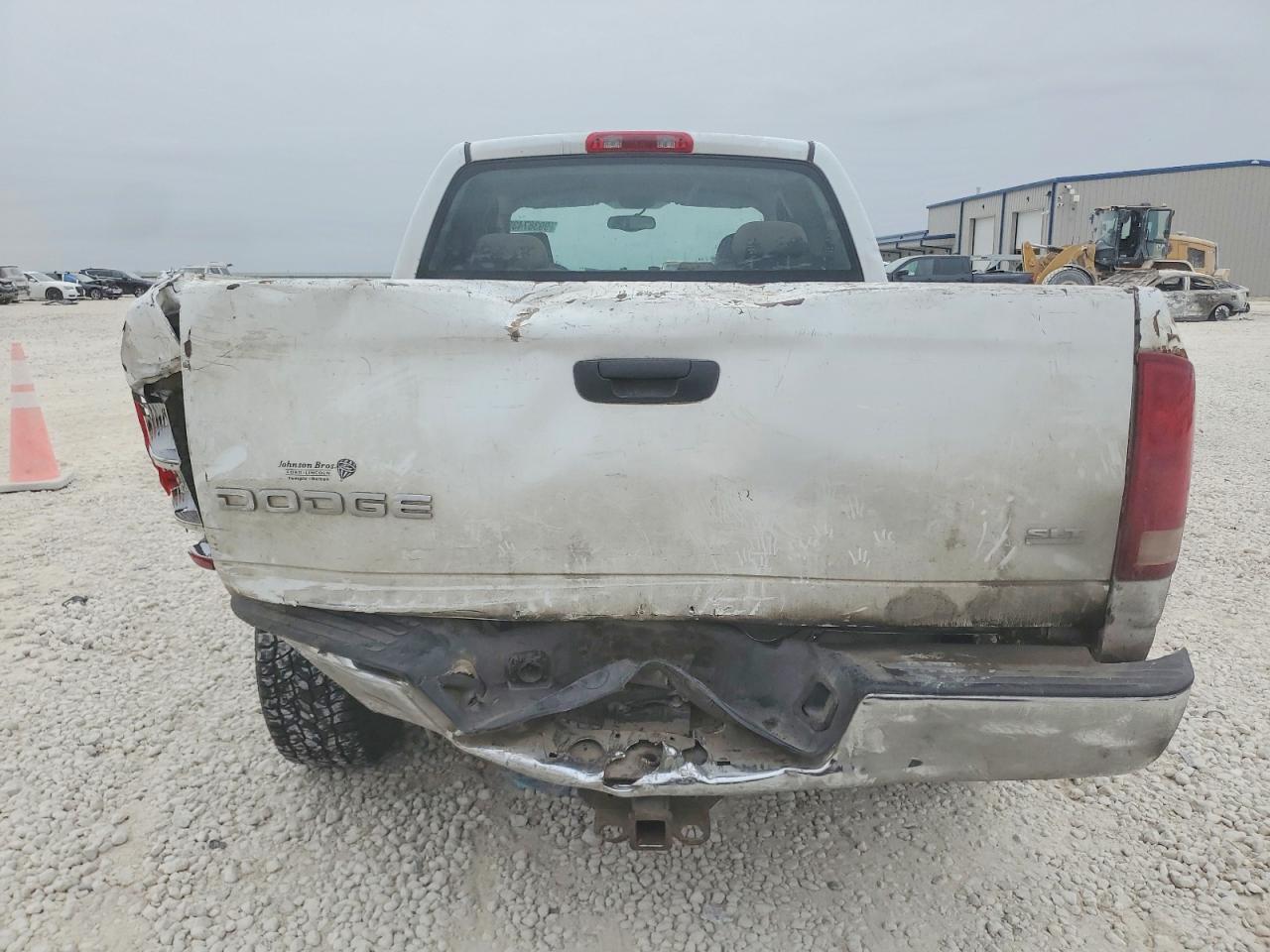 2004 DODGE RAM 1500 photo 6