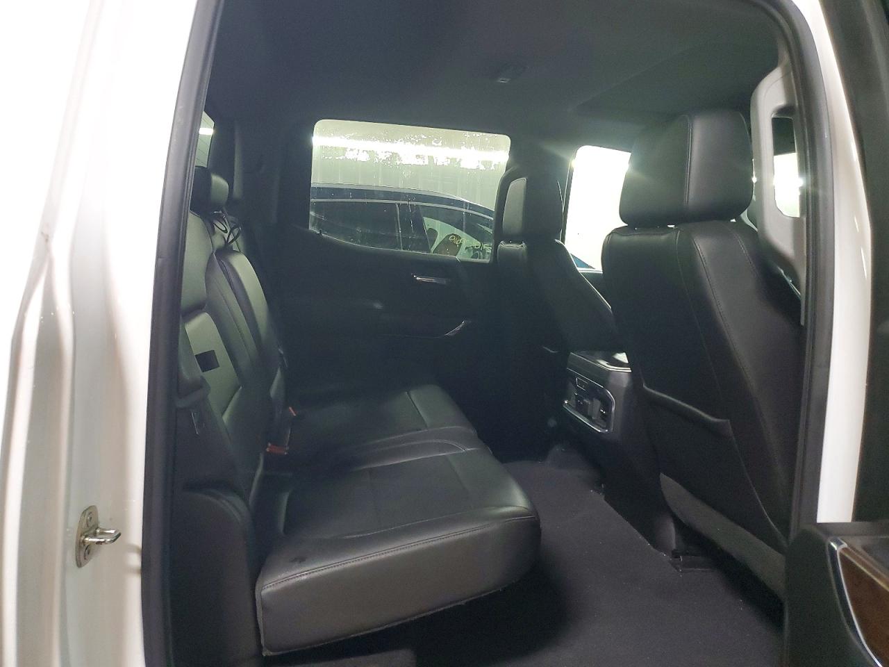 2019 GMC SIERRA K1500 SLT photo 19