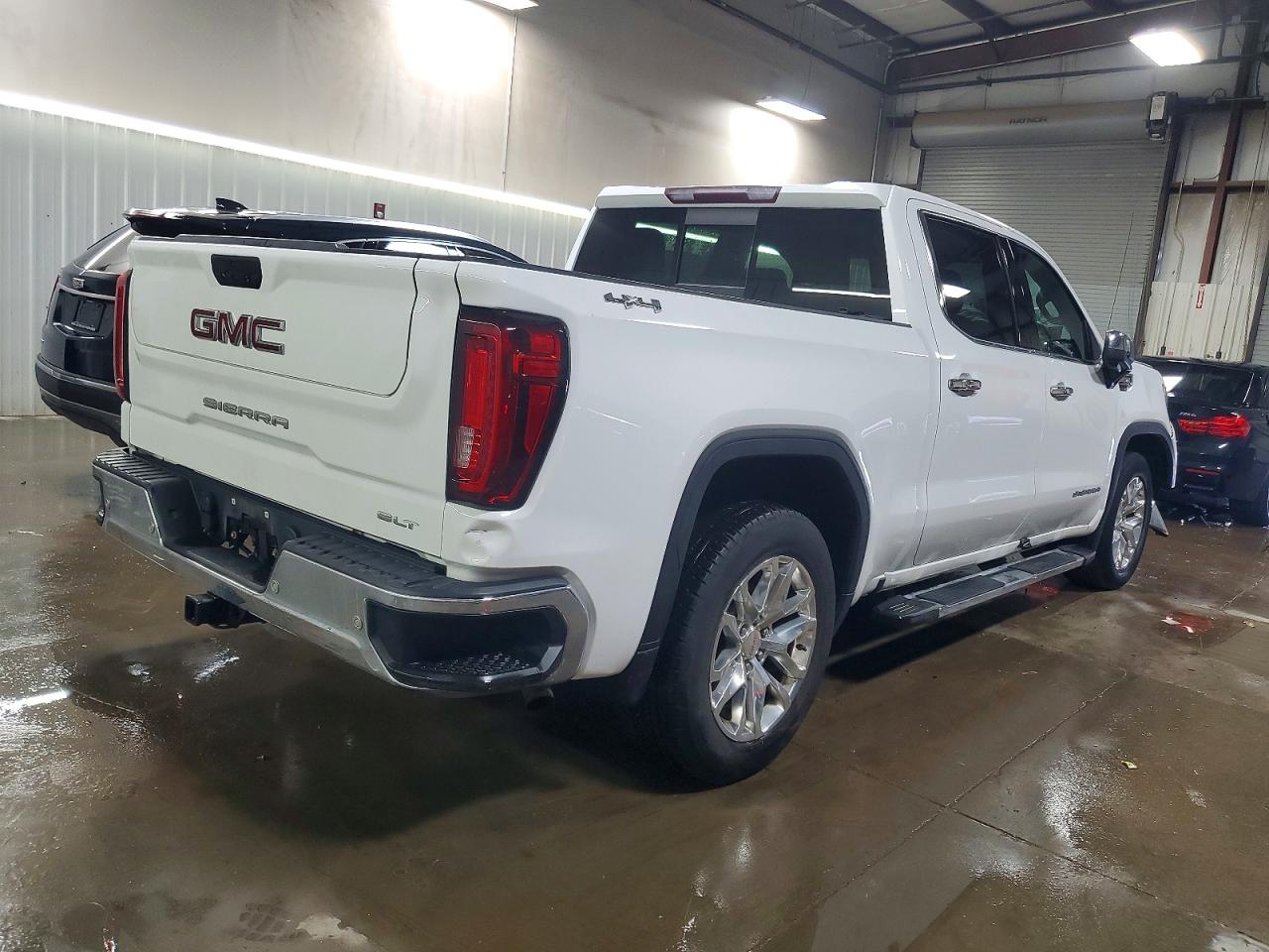 2019 GMC SIERRA K1500 SLT photo 5