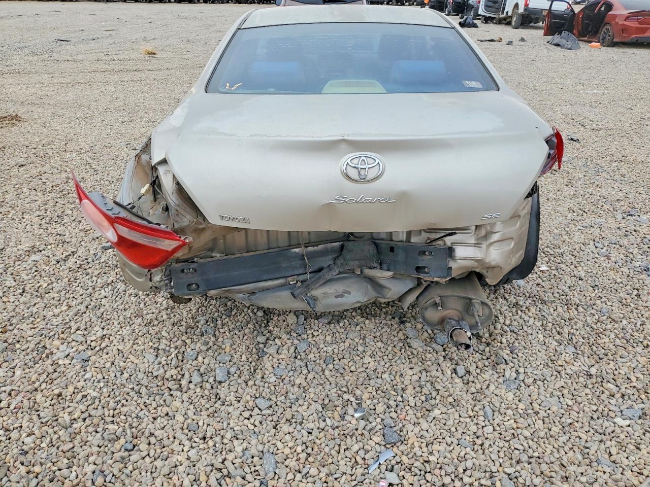 2005 TOYOTA CAMRY SOLARA SE photo 6