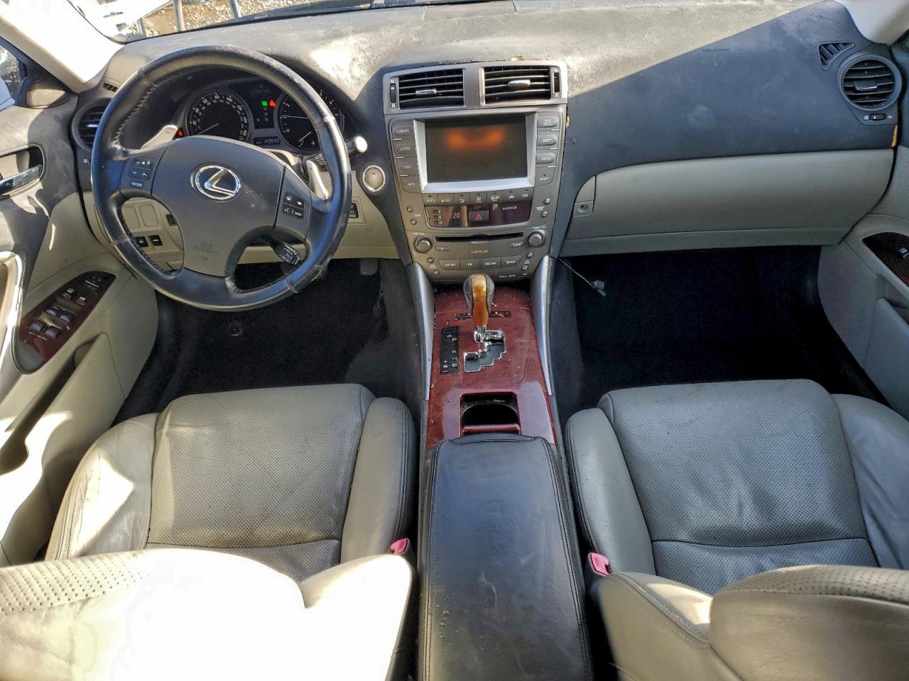2007 LEXUS IS 250 photo 8