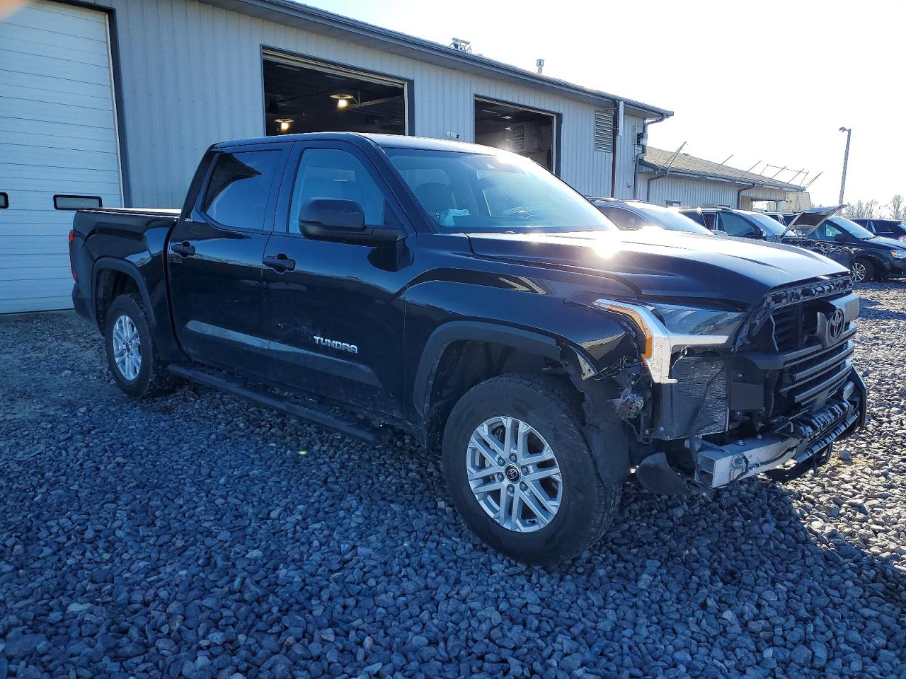 2024 TOYOTA TUNDRA CREWMAX SR photo 4