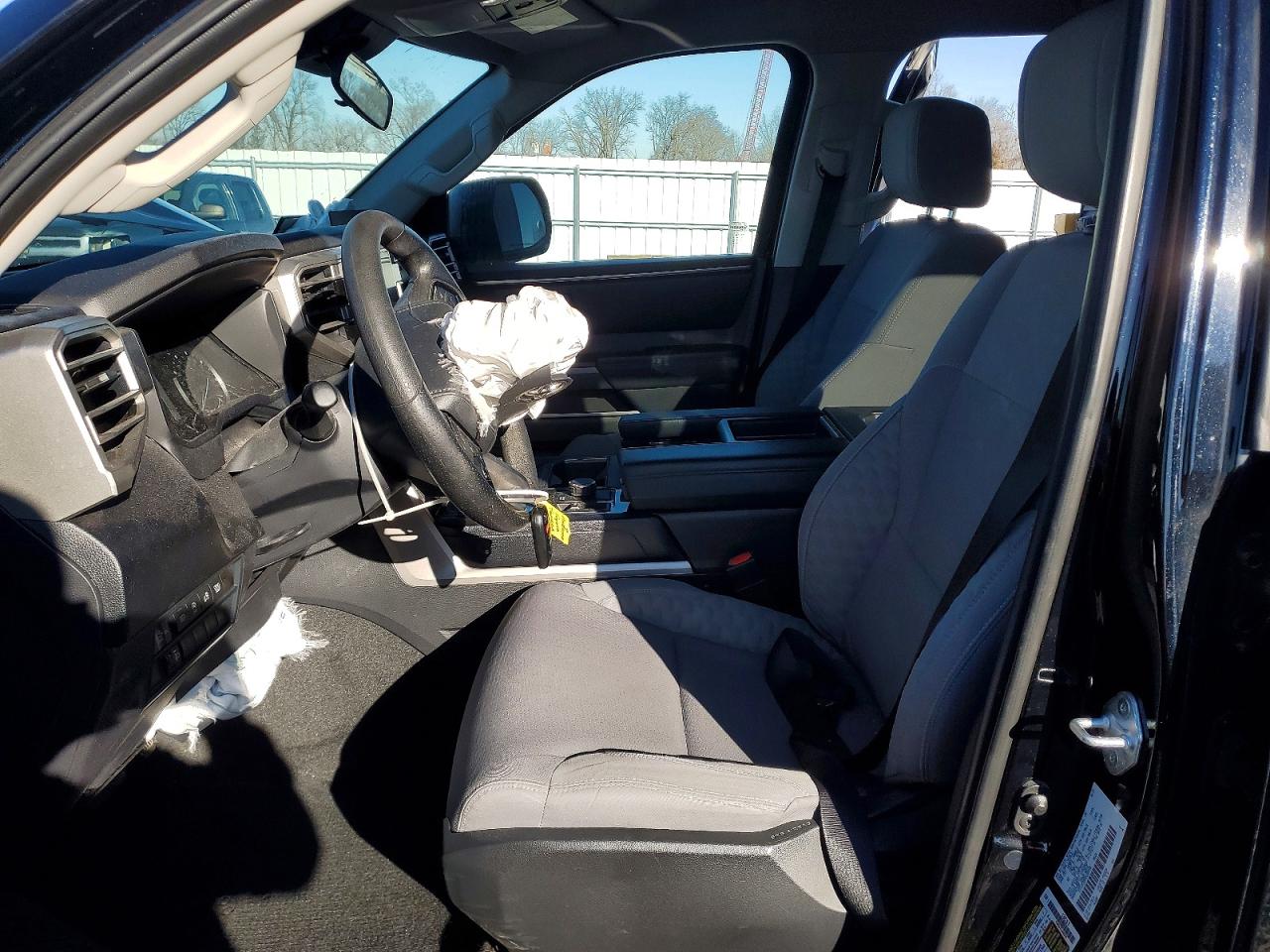 2024 TOYOTA TUNDRA CREWMAX SR photo 7