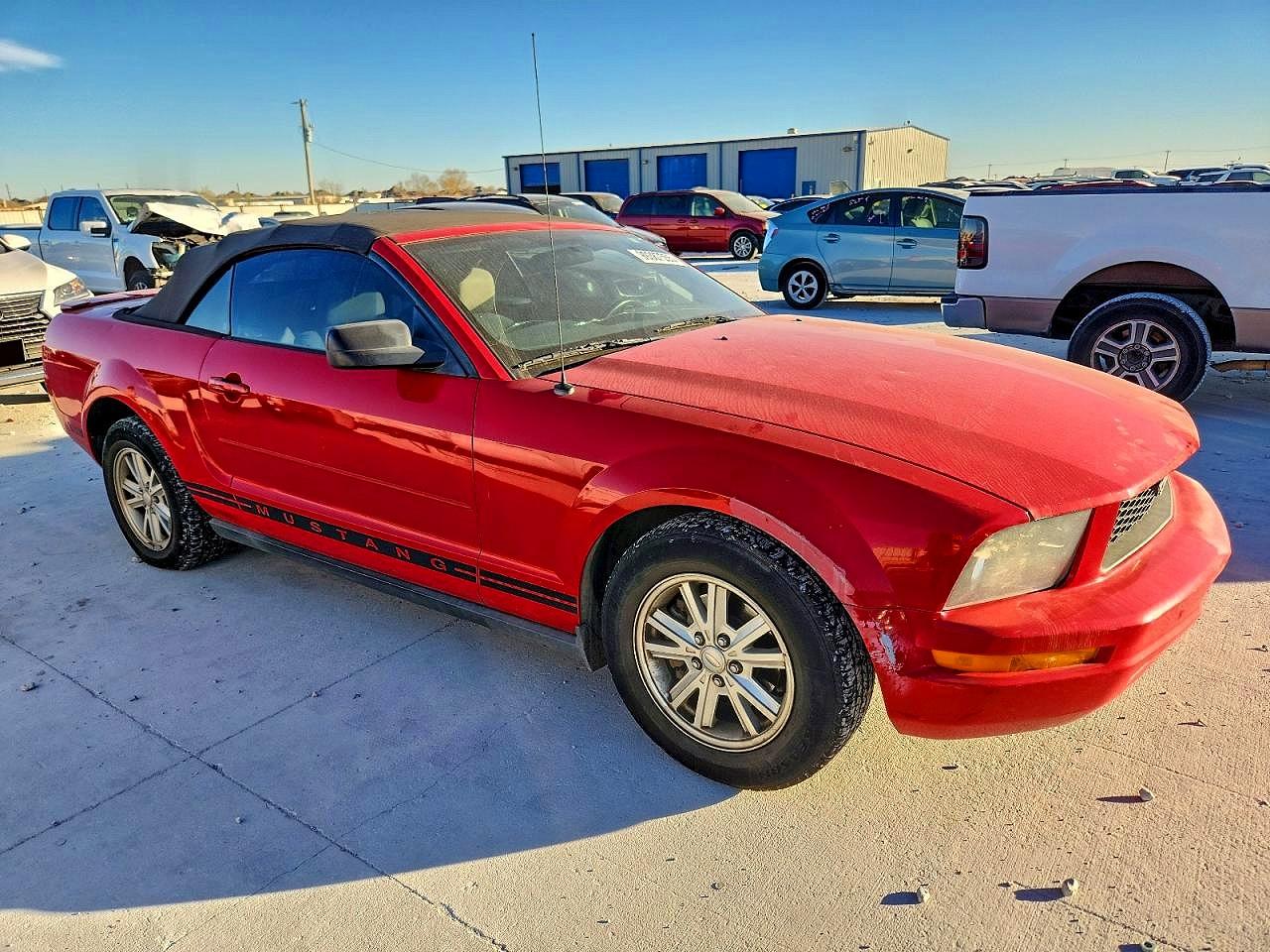 2008 FORD MUSTANG photo 4