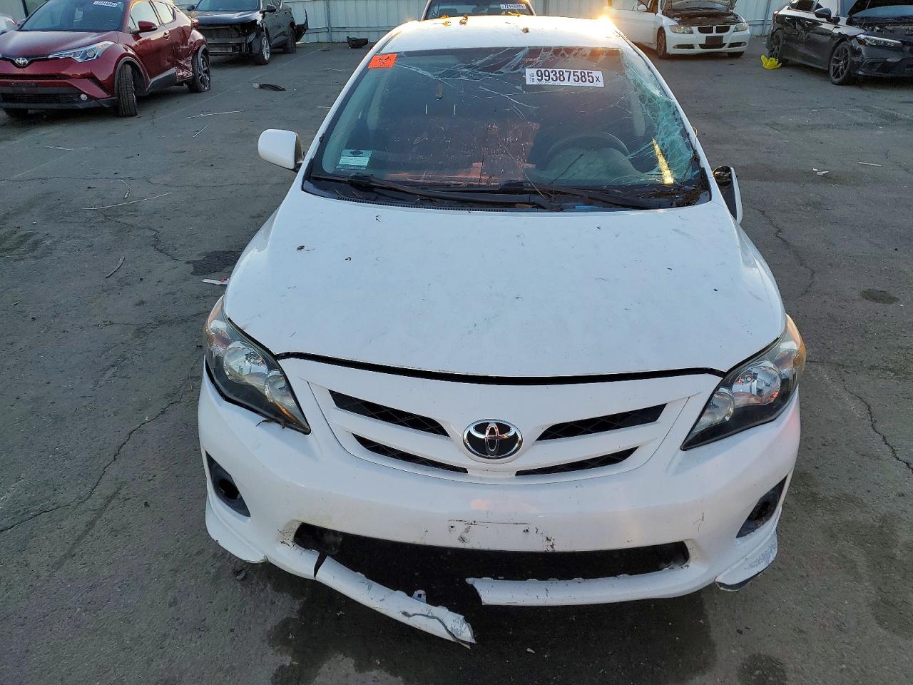 2013 TOYOTA COROLLA BASE photo 9