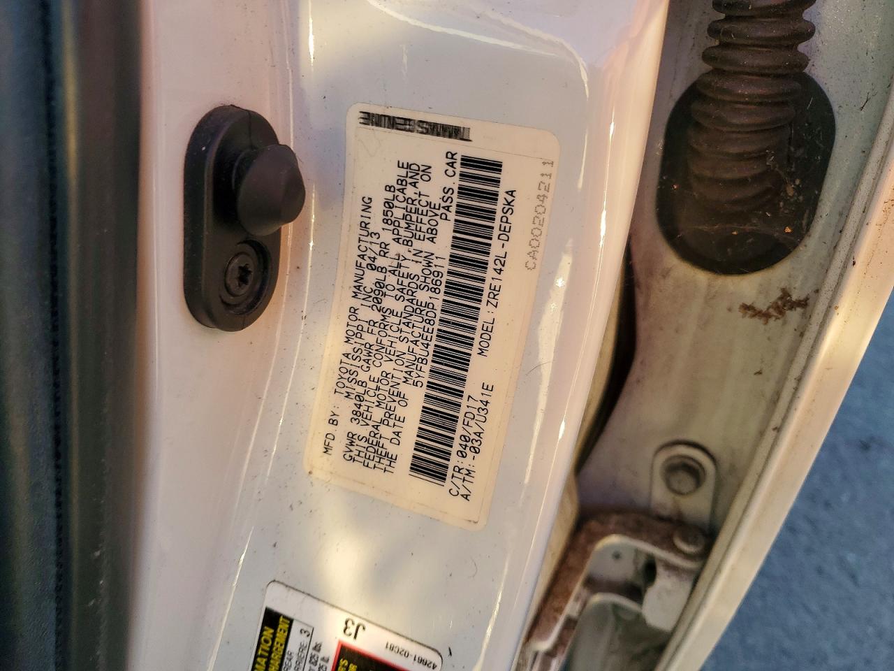 2013 TOYOTA COROLLA BASE photo 23