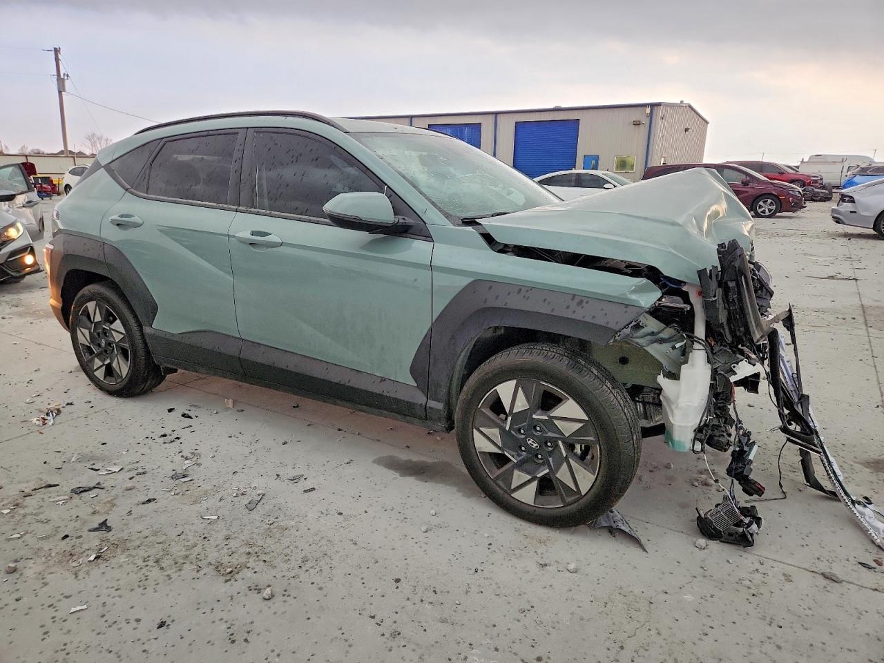 2025 HYUNDAI KONA SEL photo 4