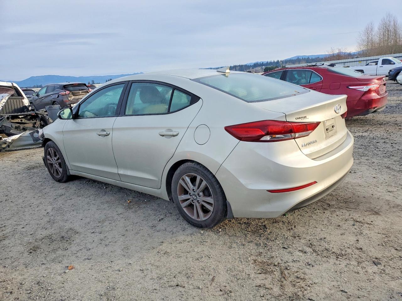 2017 HYUNDAI ELANTRA SE photo 4