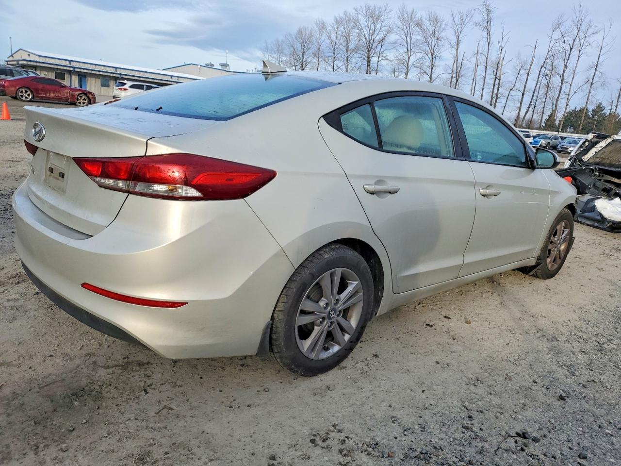 2017 HYUNDAI ELANTRA SE photo 7