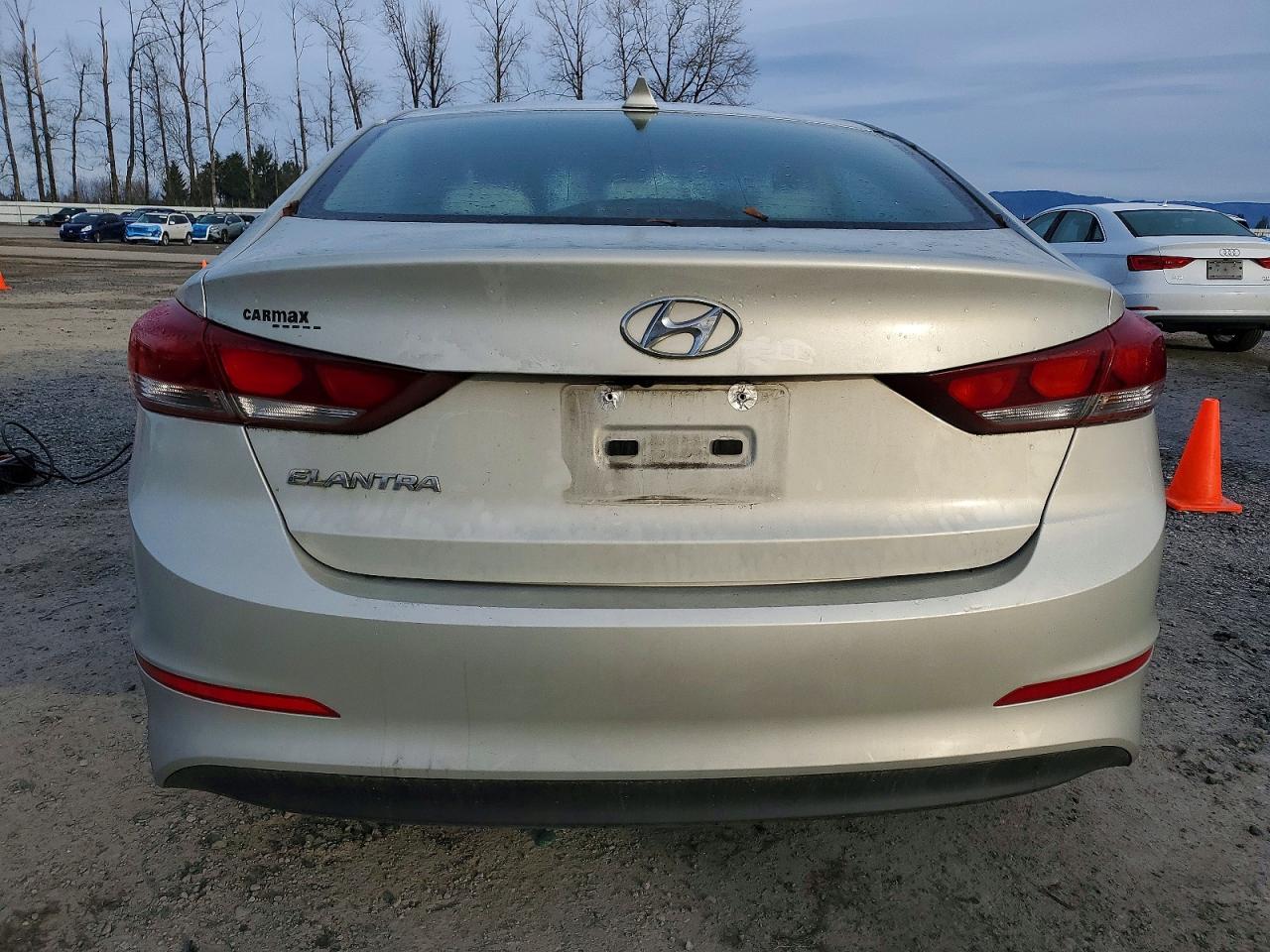 2017 HYUNDAI ELANTRA SE photo 16
