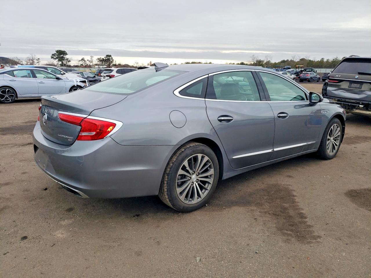2019 BUICK LACROSSE ESSENCE photo 5