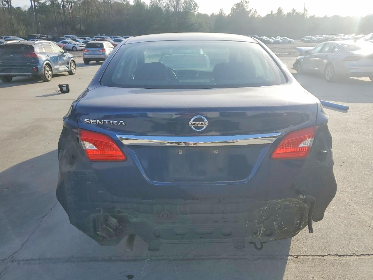 2017 NISSAN SENTRA S photo 6