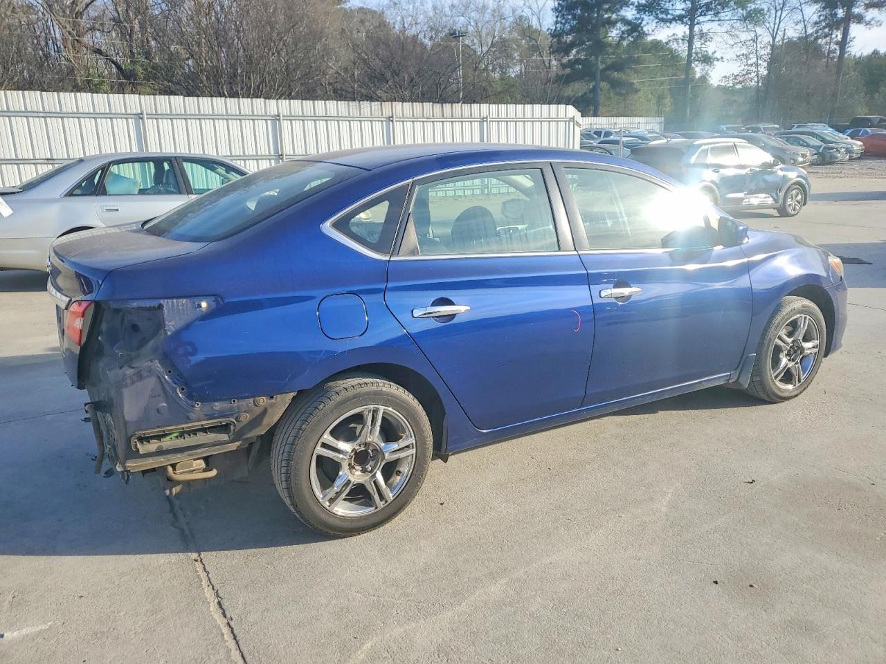 2017 NISSAN SENTRA S photo 3