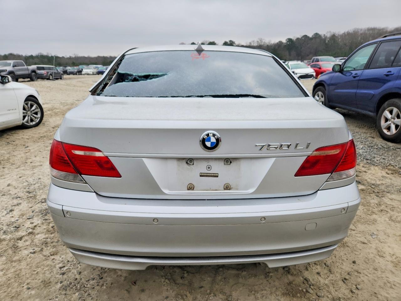 2007 BMW 750 photo 16