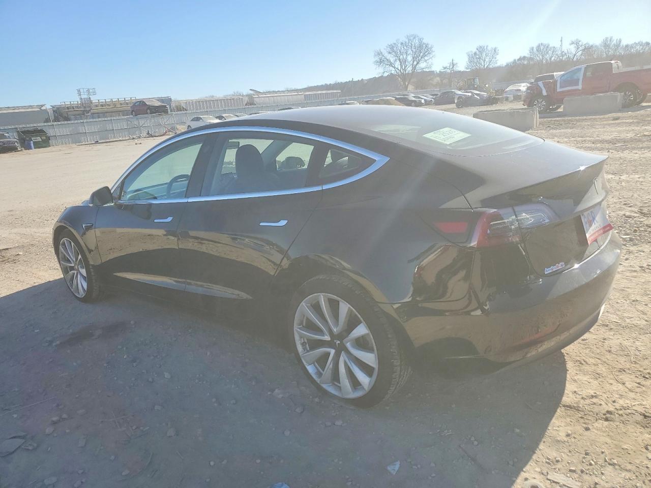 2018 TESLA MODEL 3 photo 2
