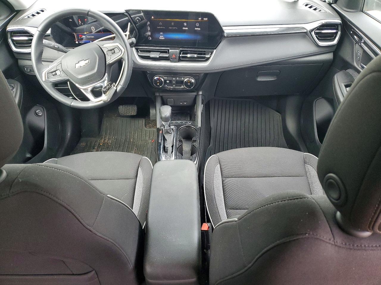 2025 CHEVROLET TRAILBLAZER LT photo 8