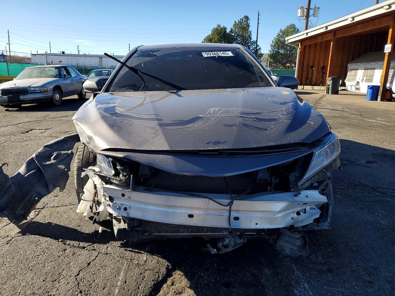 2022 TOYOTA CAMRY LE photo 9