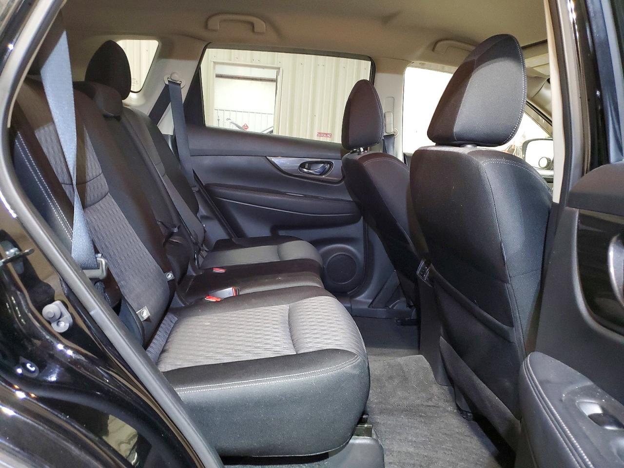 2019 NISSAN ROGUE S photo 21