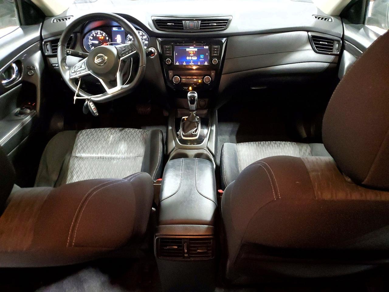 2019 NISSAN ROGUE S photo 15