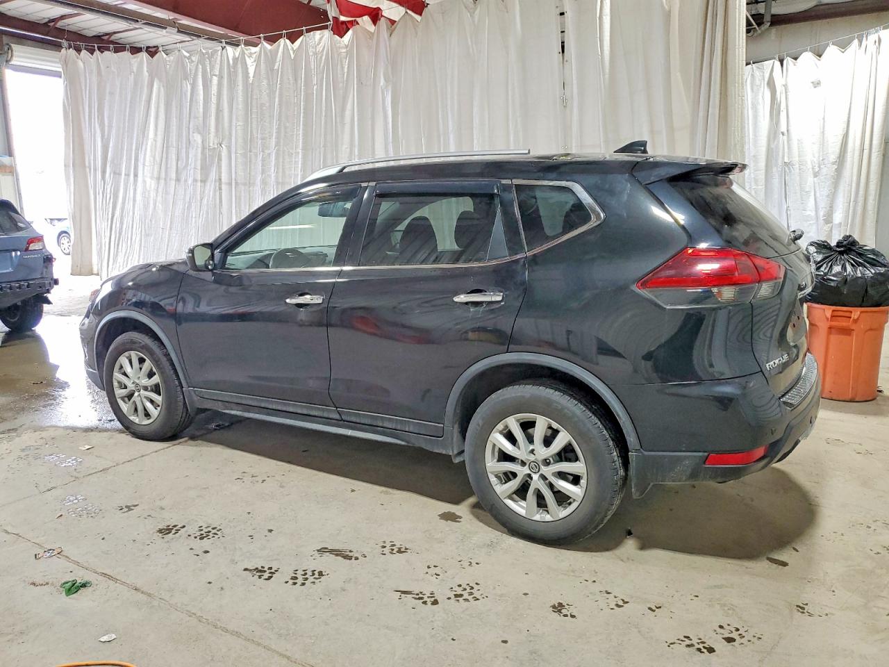 2019 NISSAN ROGUE S photo 3