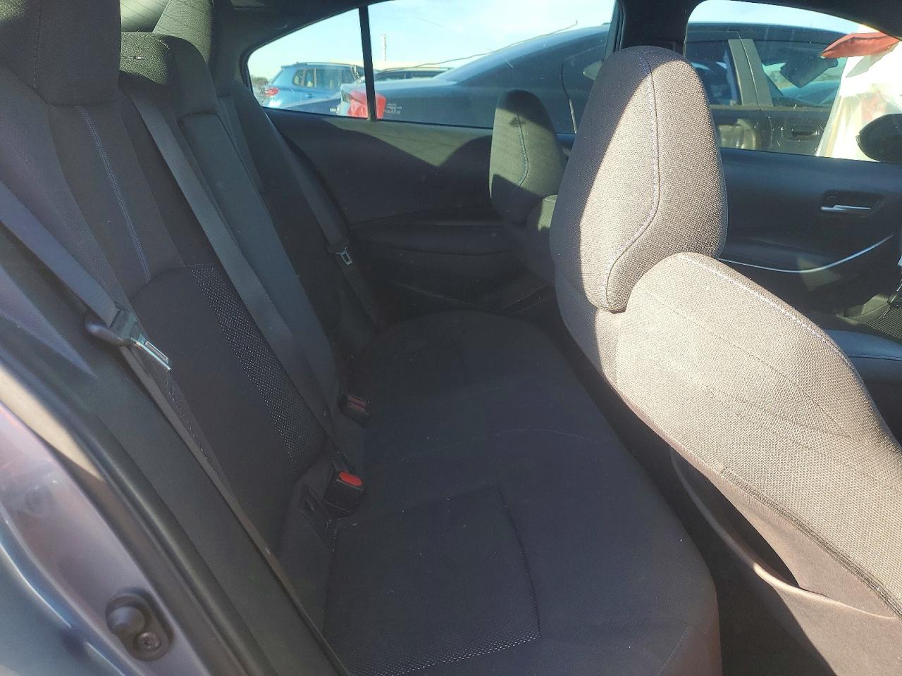2020 TOYOTA COROLLA SE photo 10