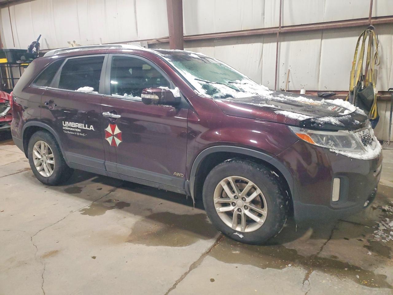 2014 KIA SORENTO LX photo 4