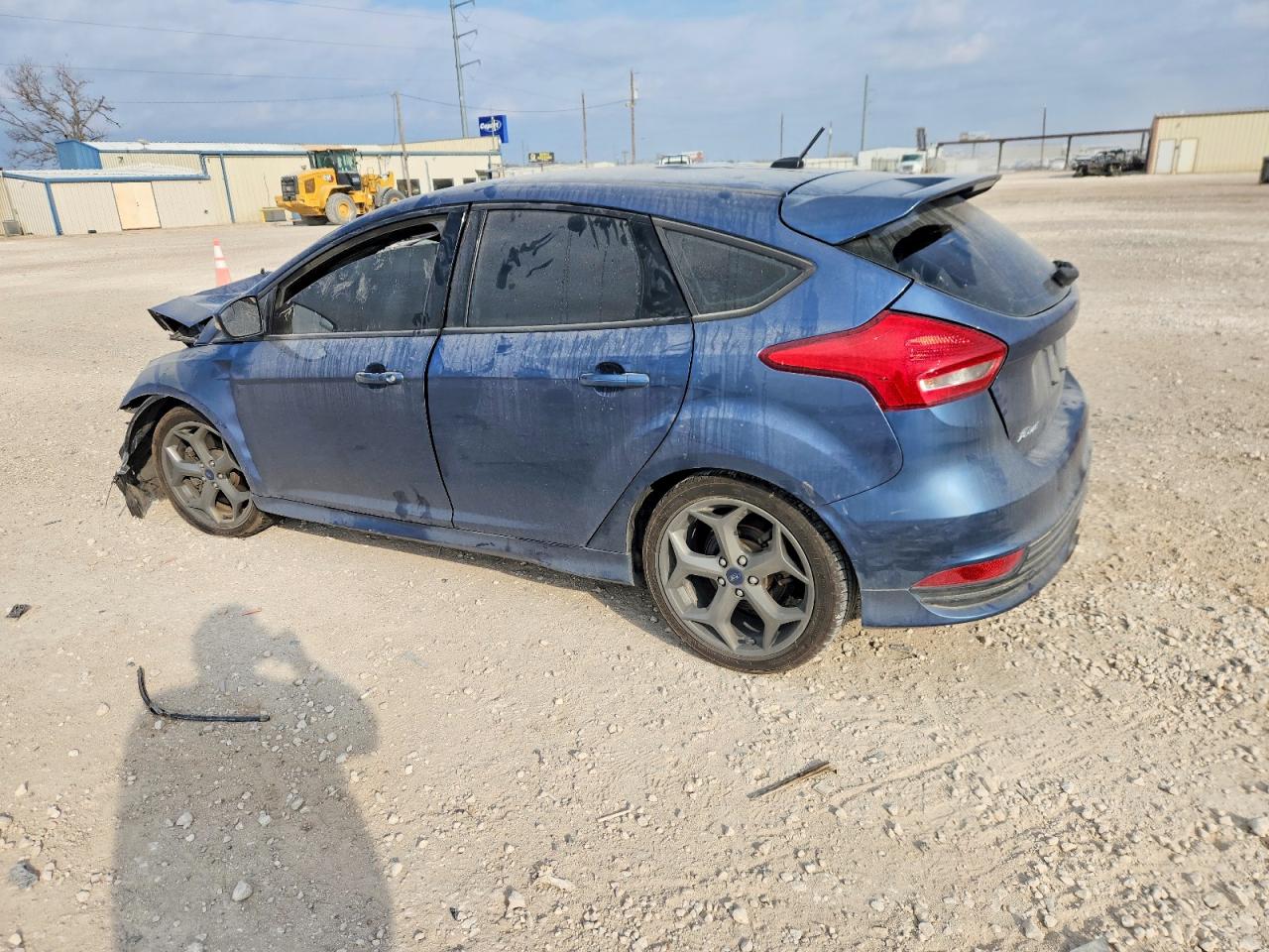 2018 FORD FOCUS ST photo 2
