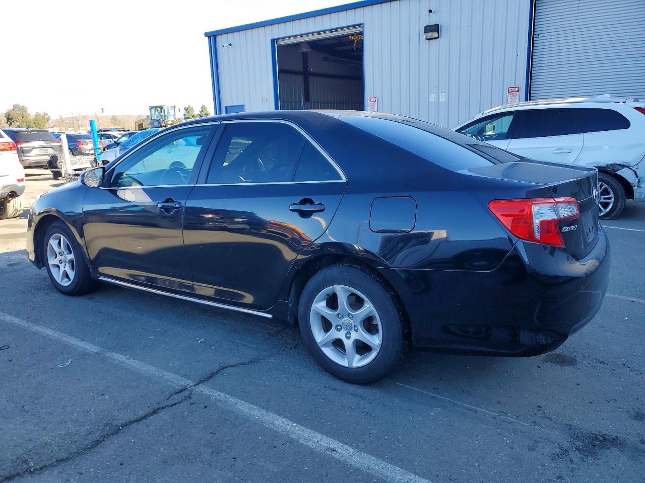 2012 TOYOTA CAMRY BASE photo 2