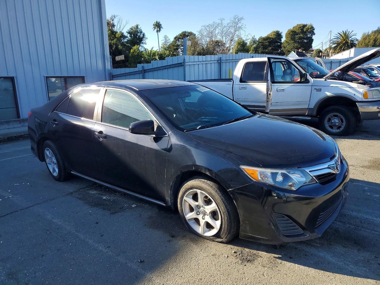 2012 TOYOTA CAMRY BASE photo 4