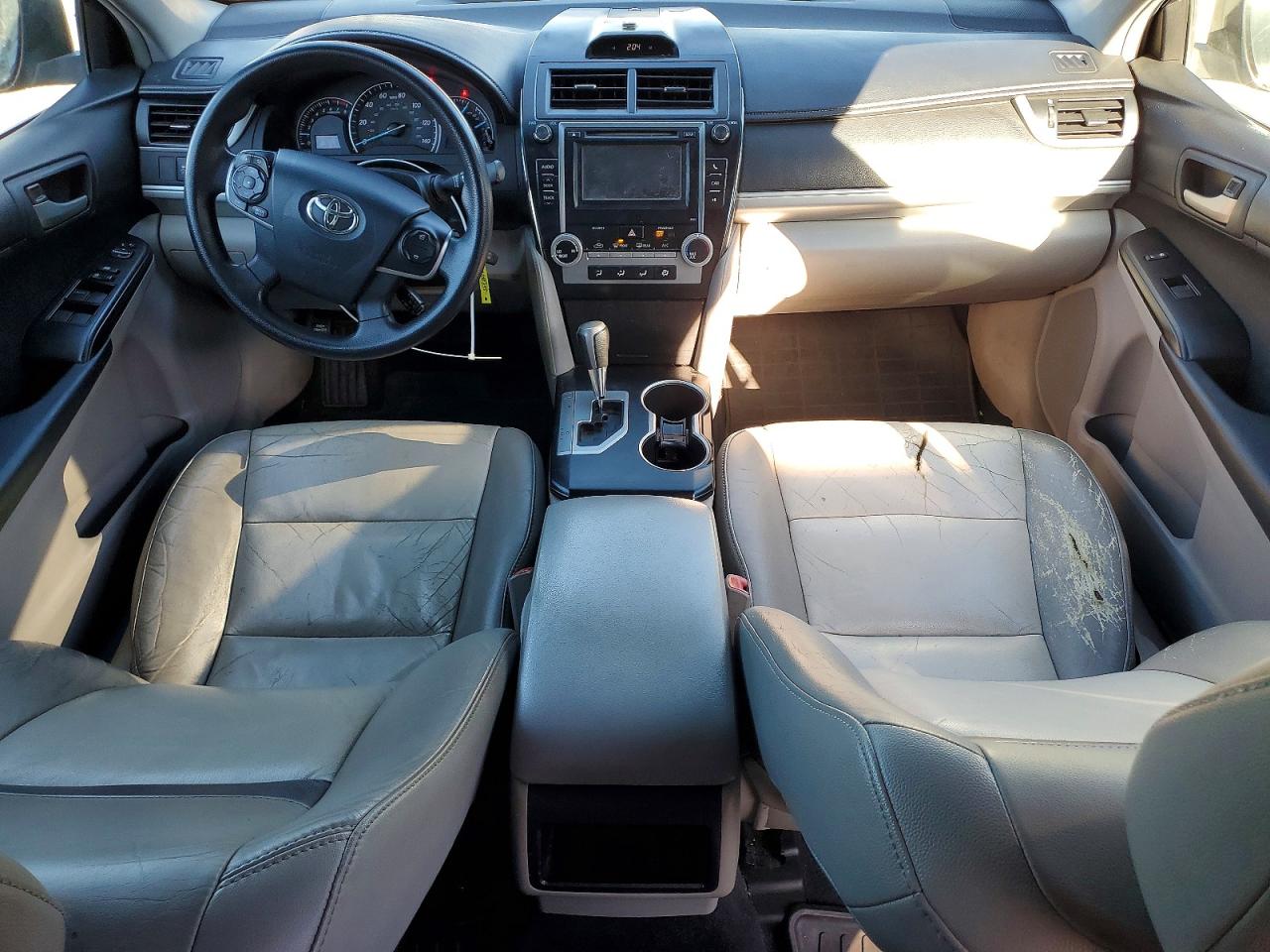 2012 TOYOTA CAMRY BASE photo 8