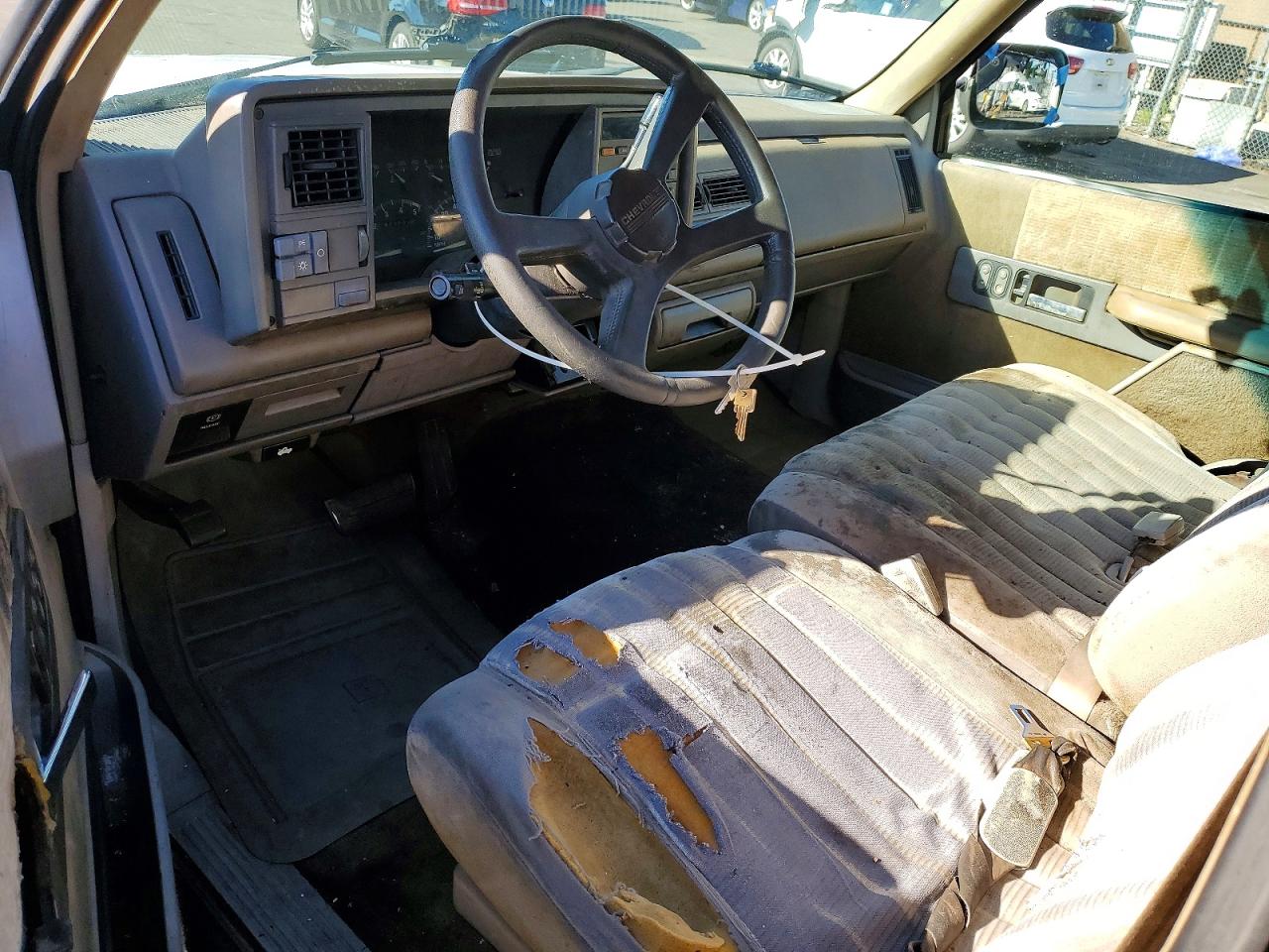 1994 CHEVROLET GMT-400 C1500 photo 8