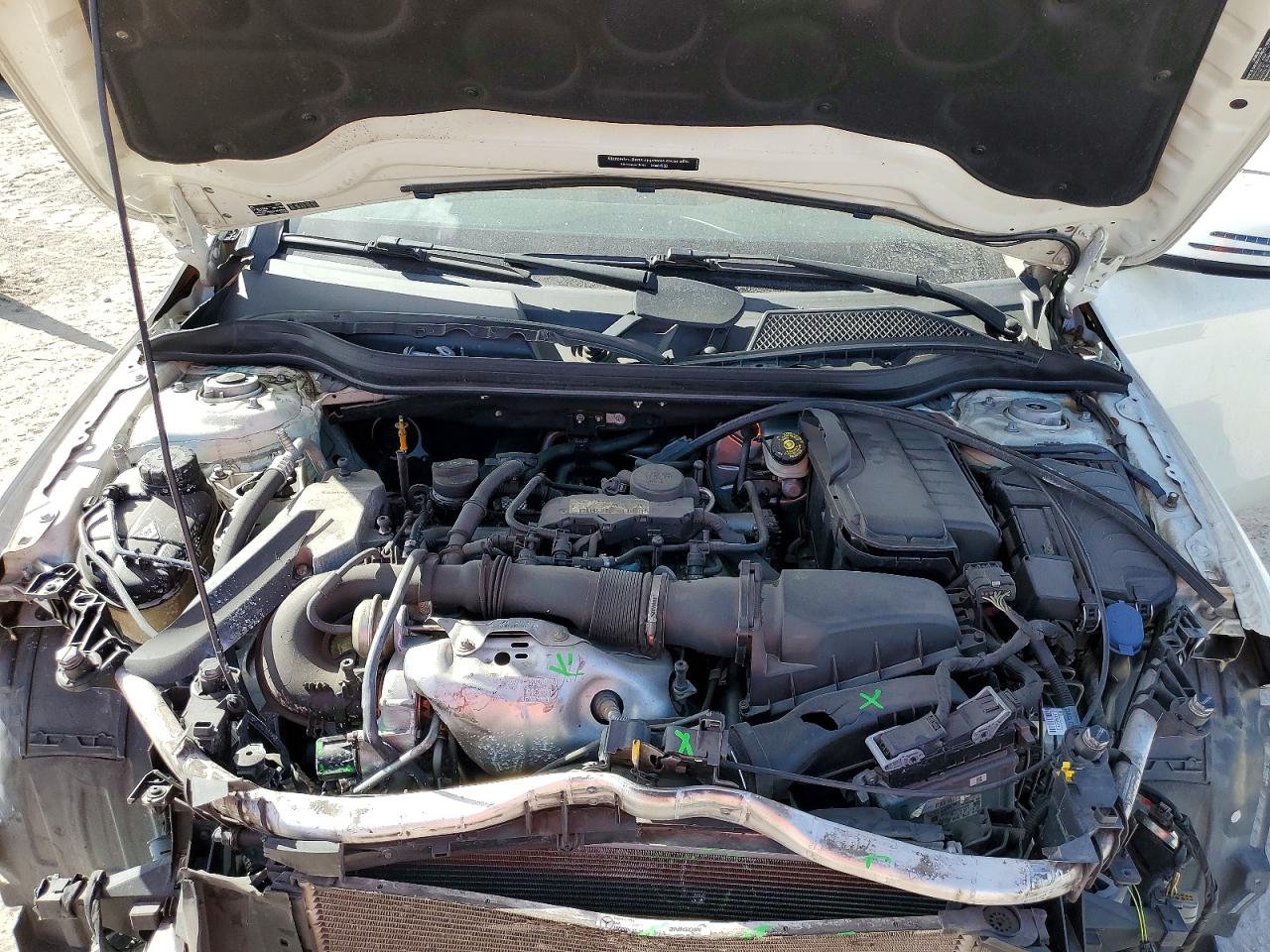 2018 MERCEDES-BENZ CLA 250 photo 11