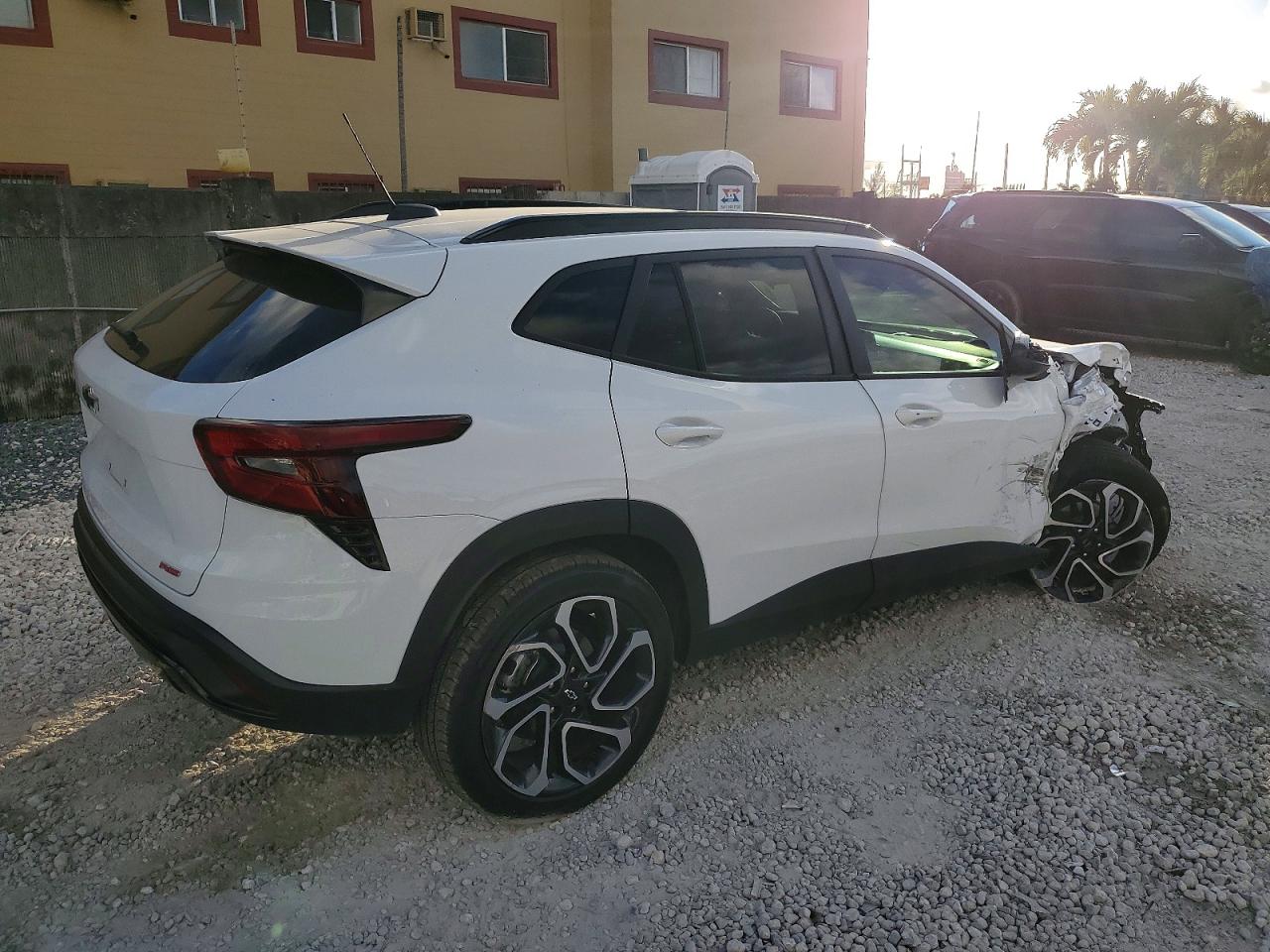 2025 CHEVROLET TRAX 2RS photo 3